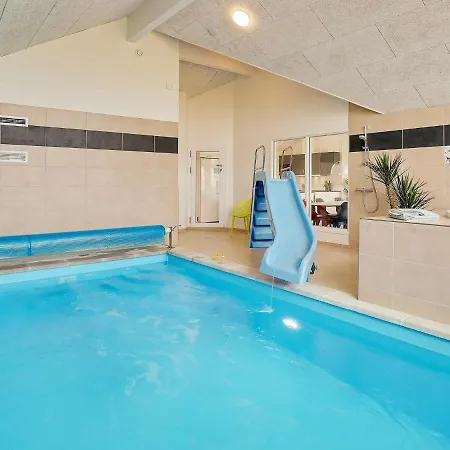18 Person In Casa vacanze