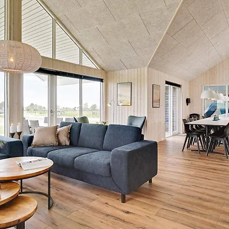 18 Person In Tatil Evi *