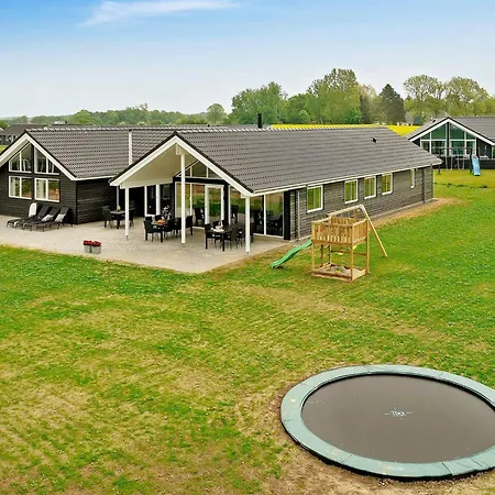 Semesterbostad 5 Star In Bogense