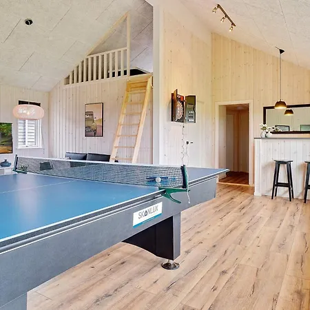 18 Person In Tatil Evi