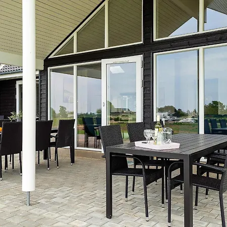 Tatil Evi 18 Person In Bogense